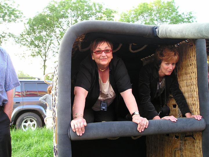 Ballonvlucht 24 mei 2007 (21).JPG